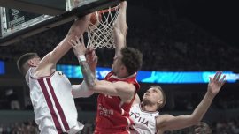 12 Dev Adam yarı final maçına çıkıyor